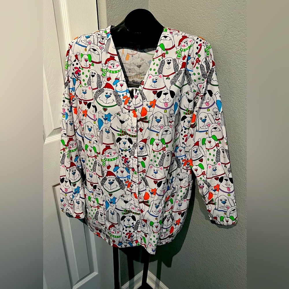 DOGS CATS Animal print Medical scrub jacket XL NWOT - 🐶 🐱